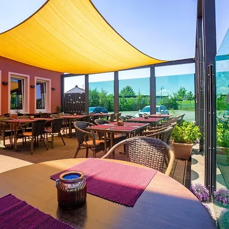 Am Flugplatz Hotel Restaurant