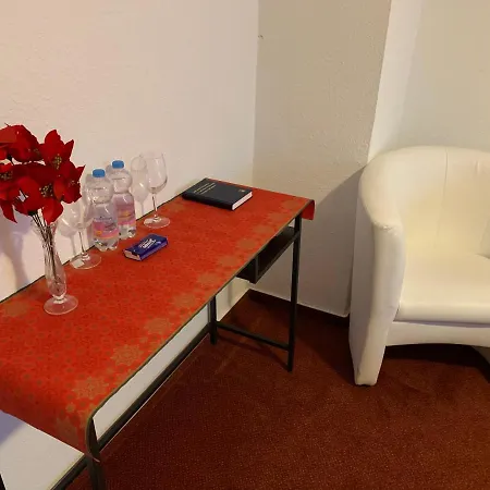Am Flugplatz Hotel Restaurant Guest house 3*